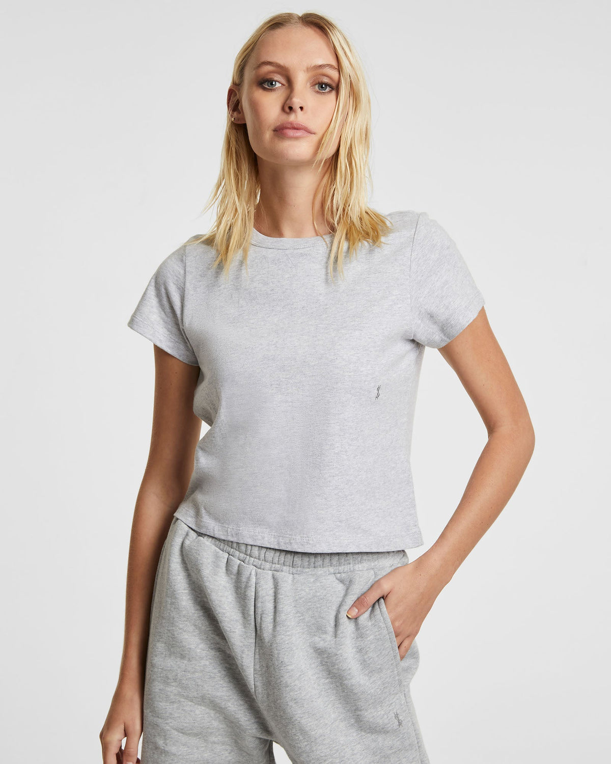 WOMENS 3 X 4 MINI SS TEE GREY MARLE TEES