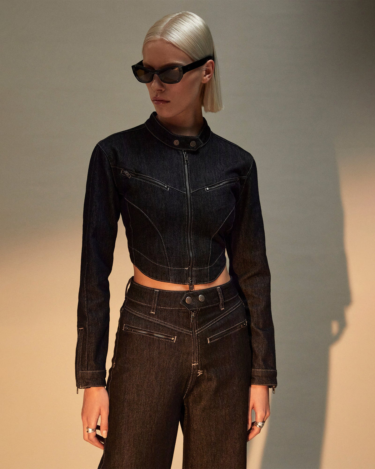 WOMENS PARADIGM CROP JACKET MIDNIGHT JACKETS