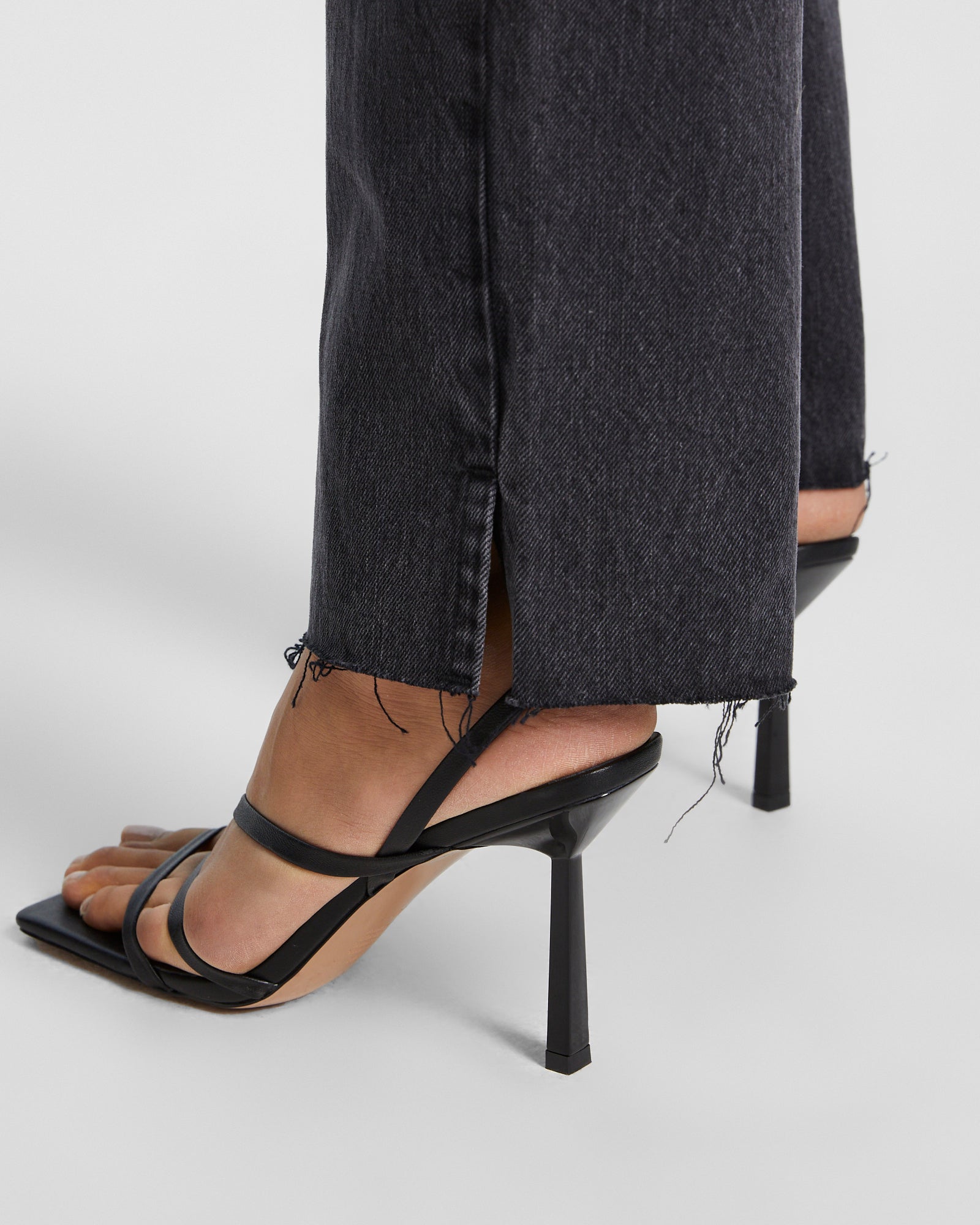 WOMENS  BROOKLYN JEAN PHANTOM STRAIGHT DENIM JEANS