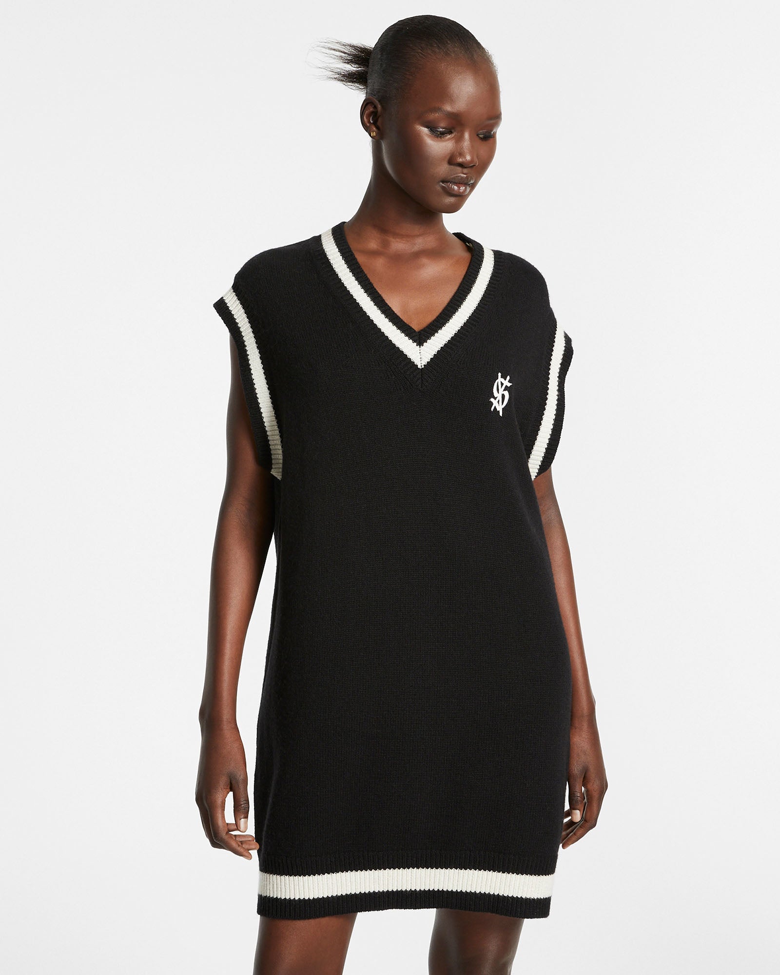 CROSS DOLLAR KNIT DRESS BLACK