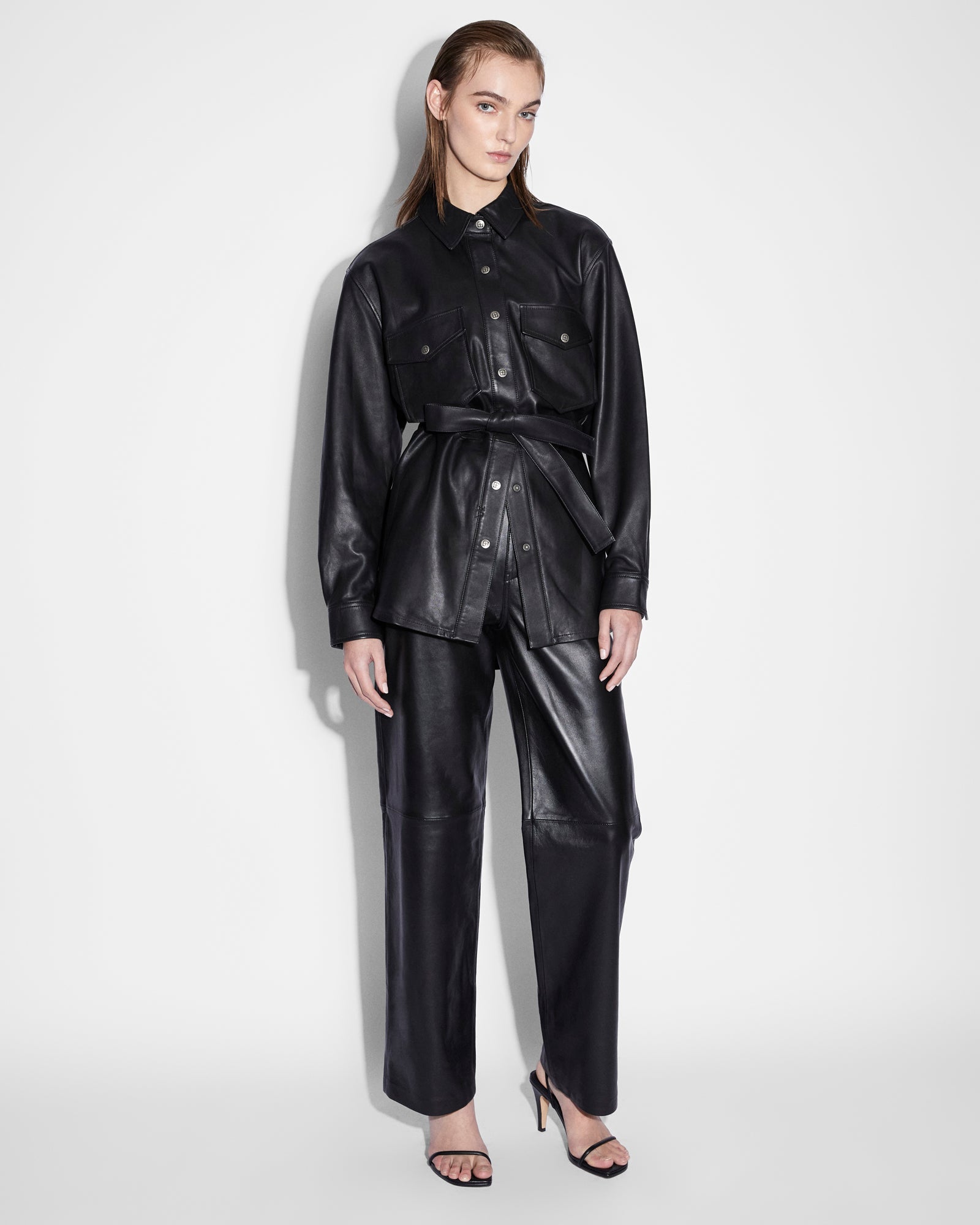 WOMENS  VOYAGER SHACKET BLACK LEATHER RELAXED JACKETS