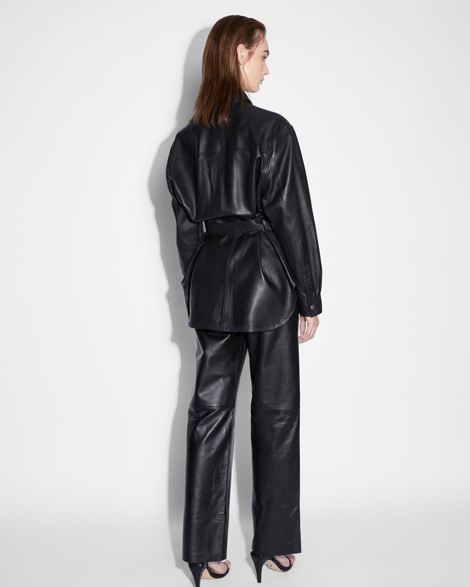 WOMENS  VOYAGER SHACKET BLACK LEATHER RELAXED JACKETS