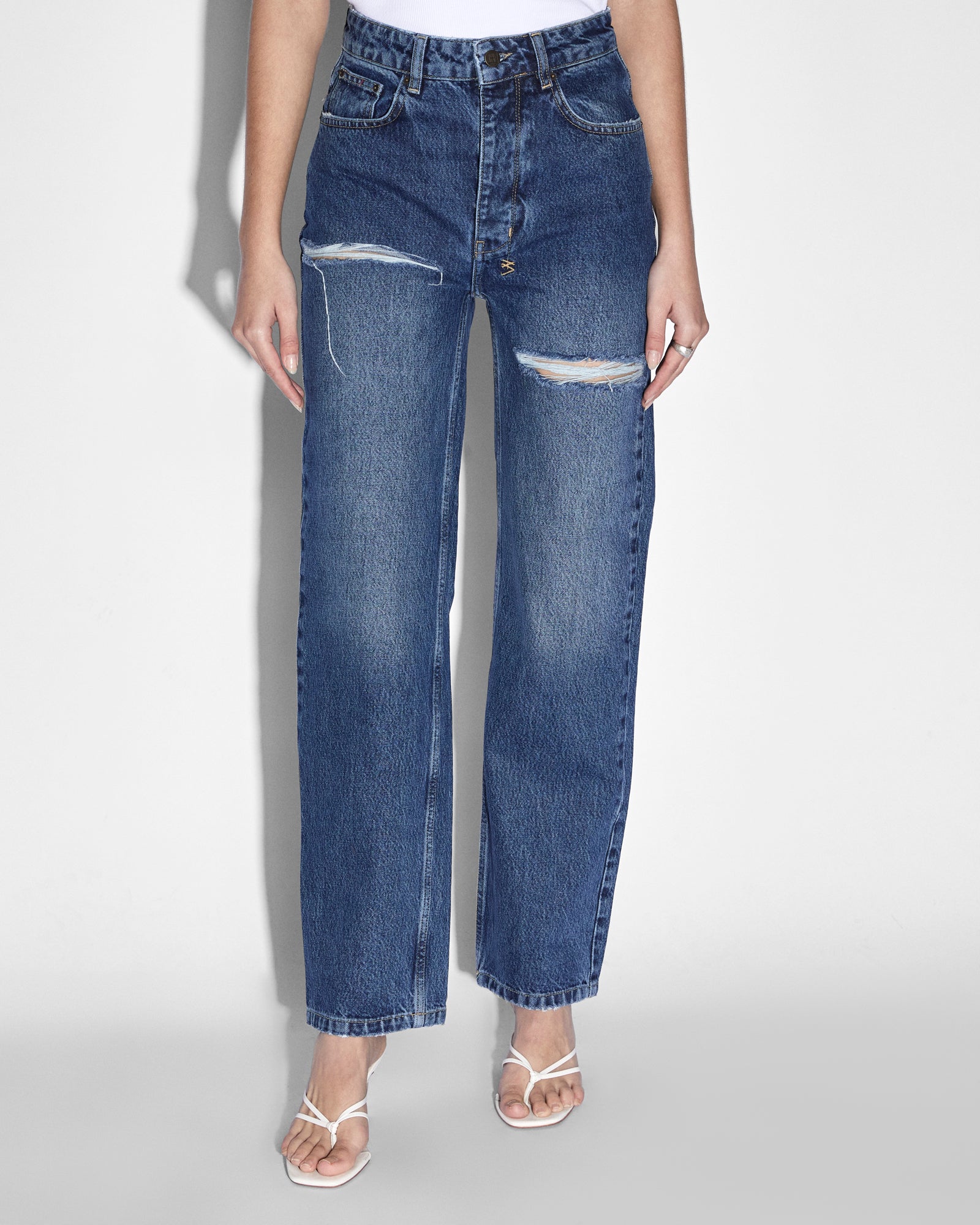 WOMENS  BROOKLYN JEAN STELLA SLASHED STRAIGHT DENIM JEANS