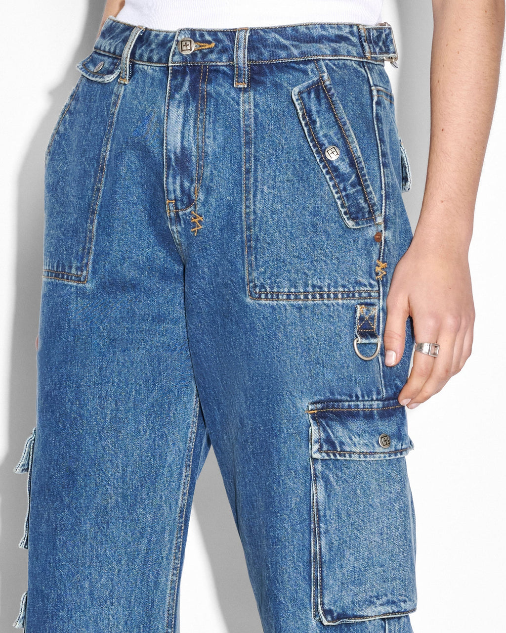 WOMENS LOW RIDER RECALL CARGO DENIM JEANS
