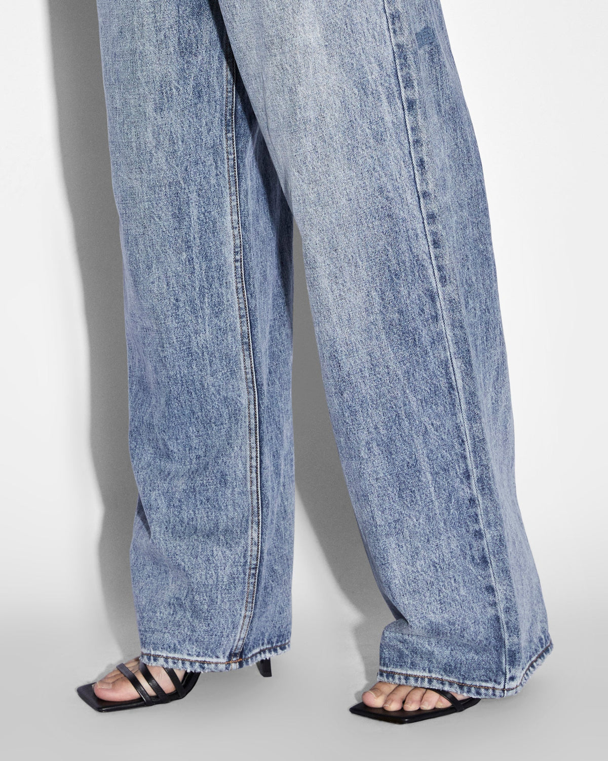Womens Lo Key Haven Wide Denim Jeans - Denim