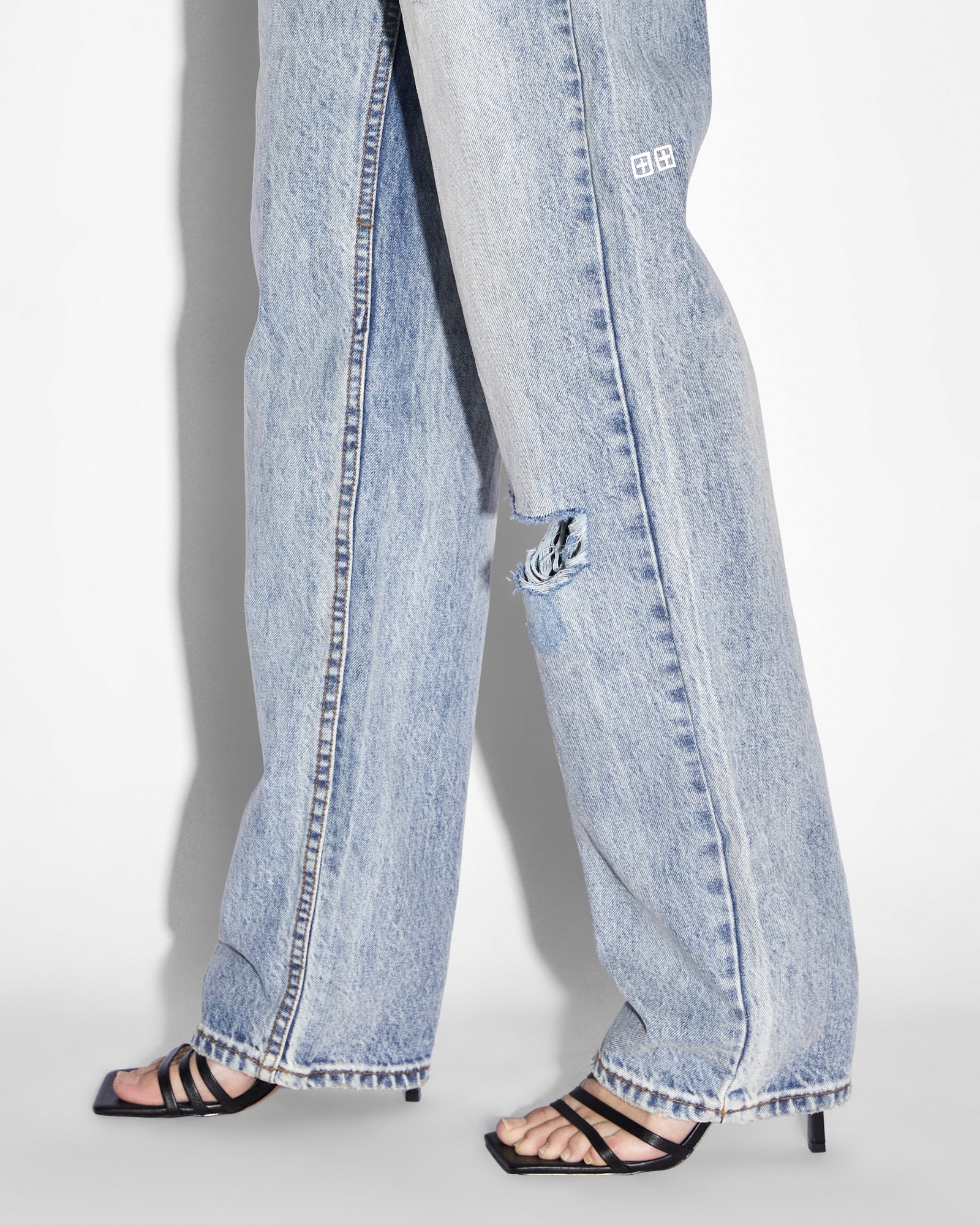 WOMENS  PLAYBACK SKREAM TRASHED STRAIGHT DENIM JEANS