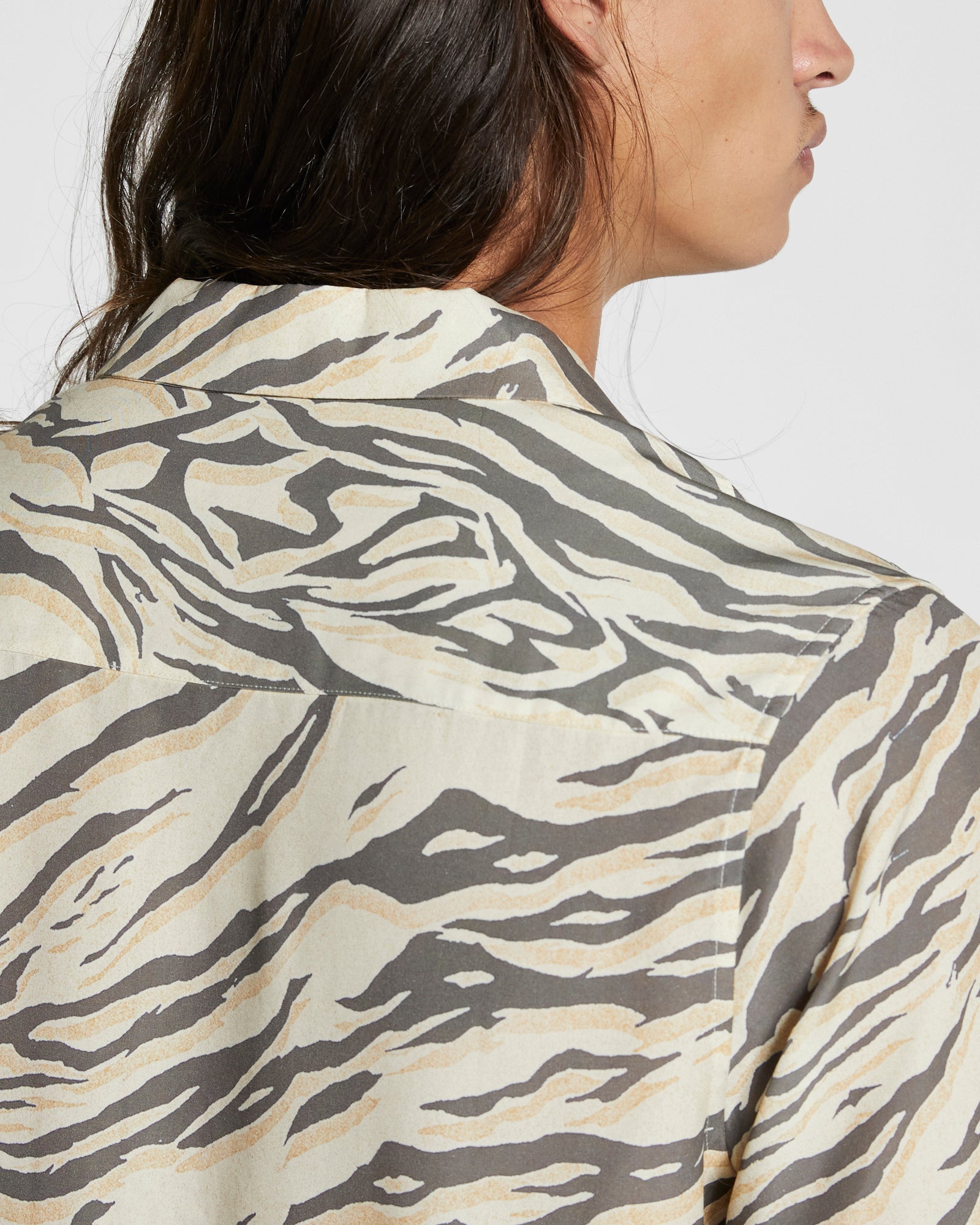 MENS  TIGERRR RESORT SS SHIRT MULTI REGULAR SHIRTS