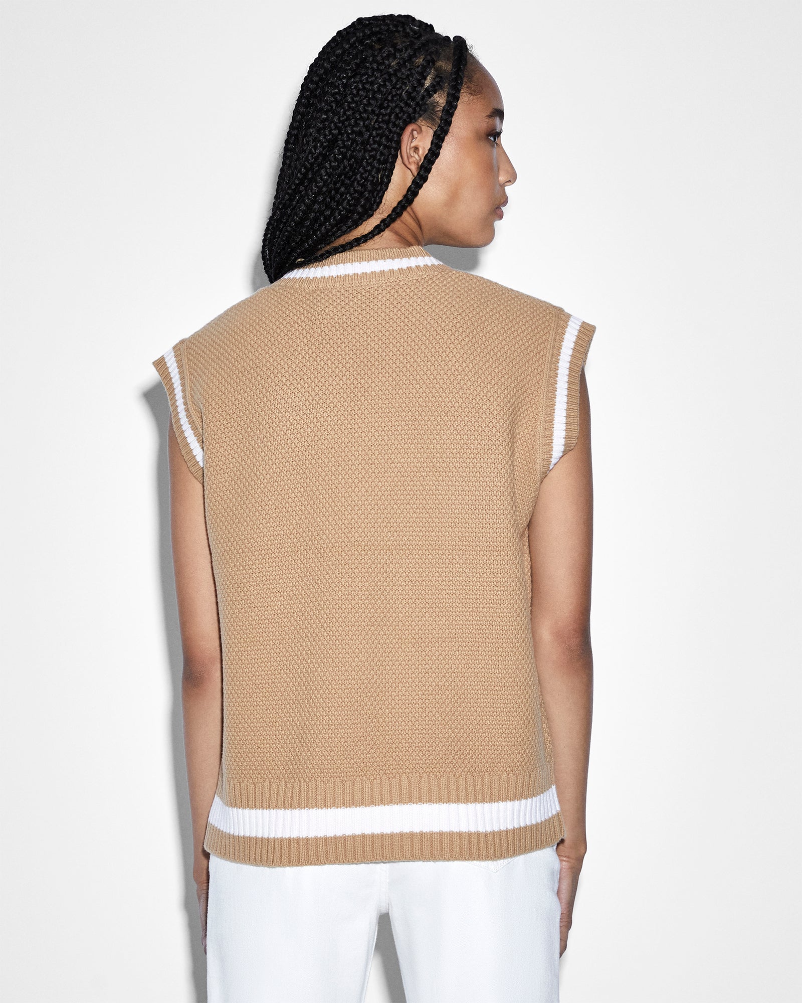 KOMMUNITY VEST TAN