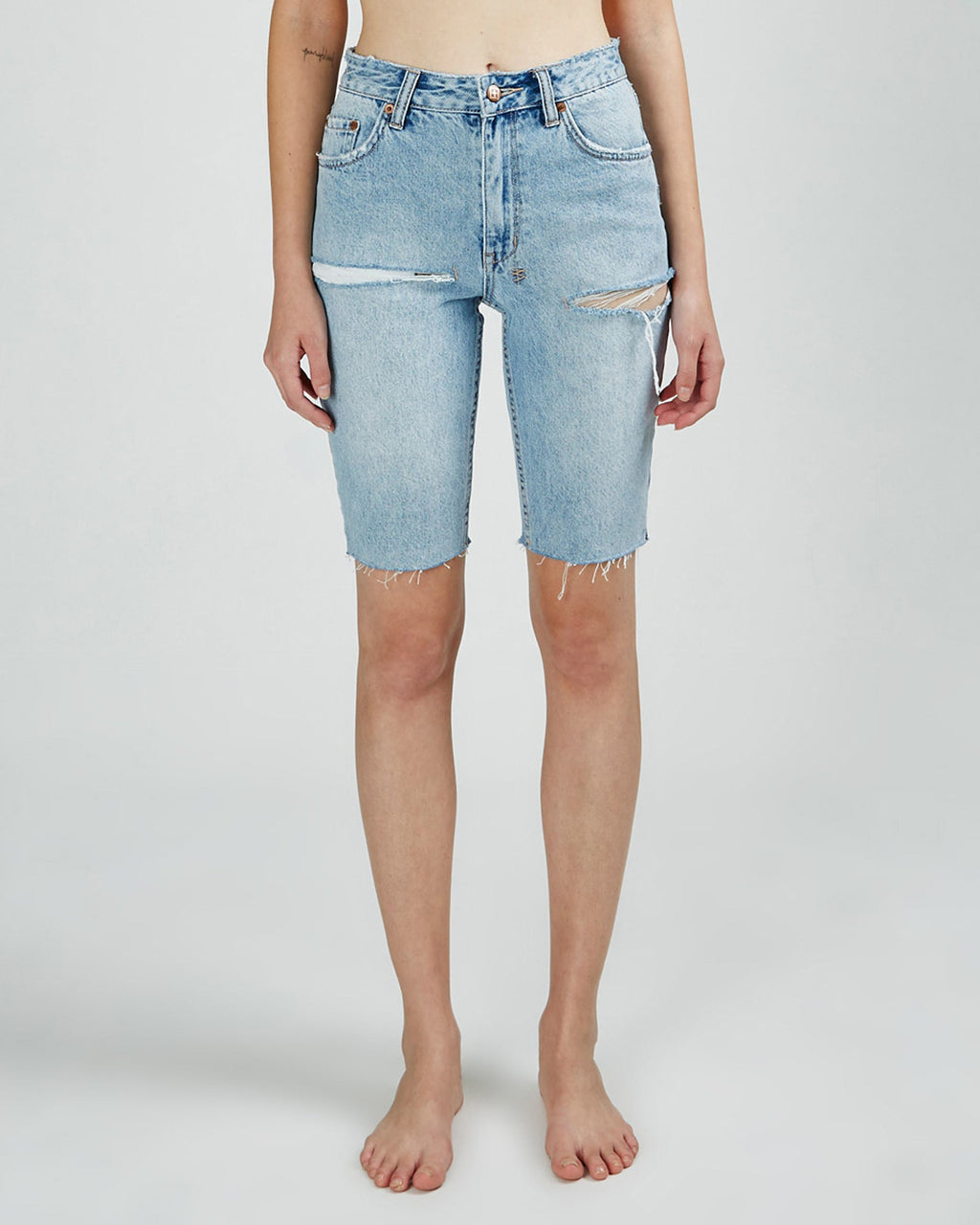 WOMENS APP-LAYE SHORT SLASH WALKSHORTS